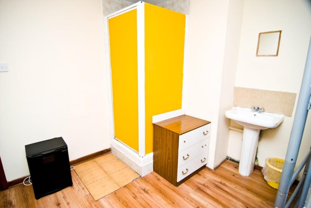 Kensal Green Backpackers London Eksteriør billede